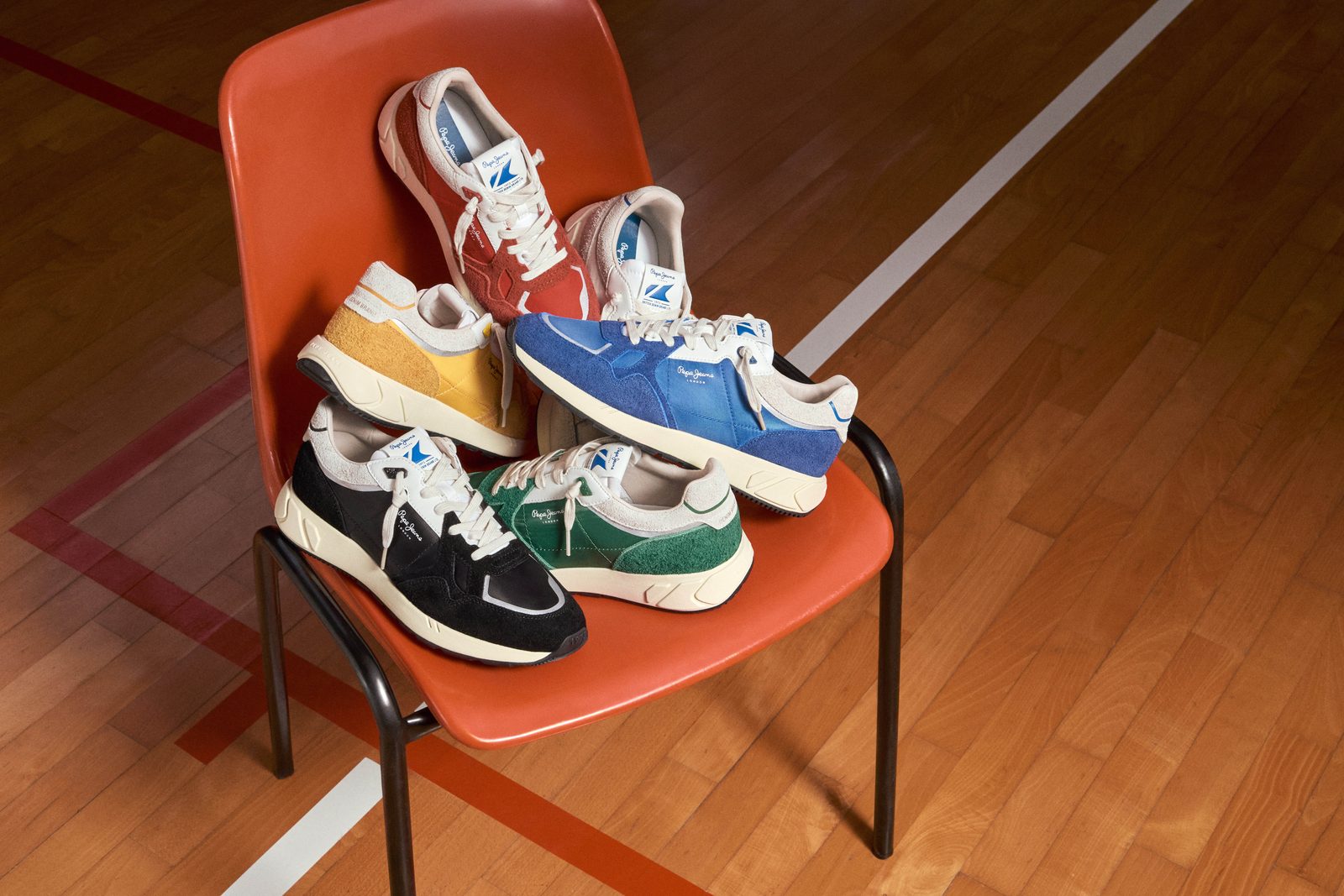 Pepe Jeans shoes still life for Utopicum agency — photography and retouch