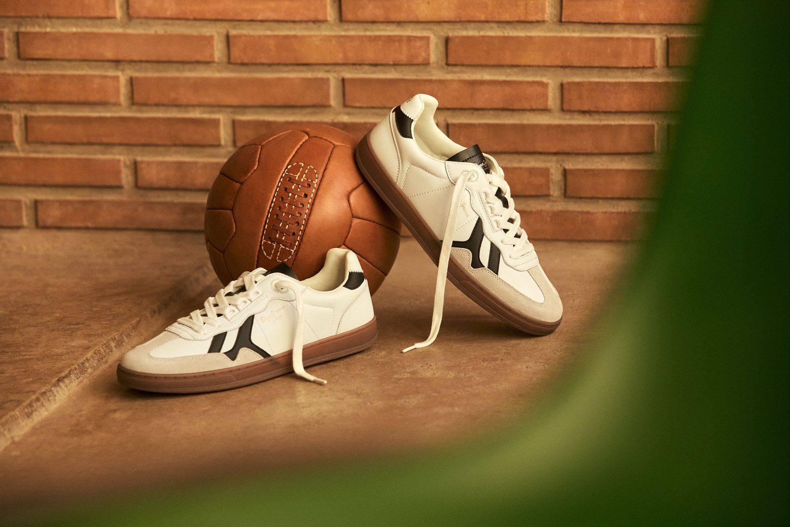 Pepe Jeans shoes still life for Utopicum agency — photography and retouch