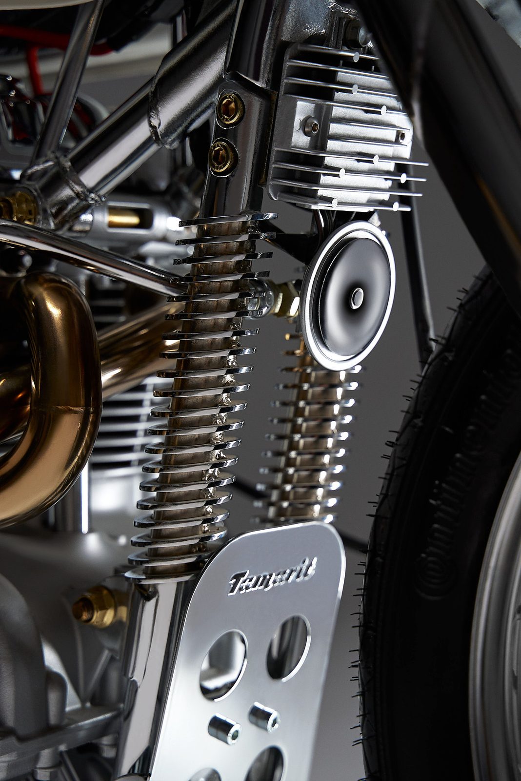 Retouch for Tamarit motorcycles product photography